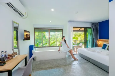 Kraam Silhouette Hotel and Cafe Phuket- Chalong pier Hotel – Foto 2