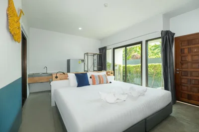 Kraam Silhouette Hotel and Cafe Phuket- Chalong pier Hotel – Foto 7